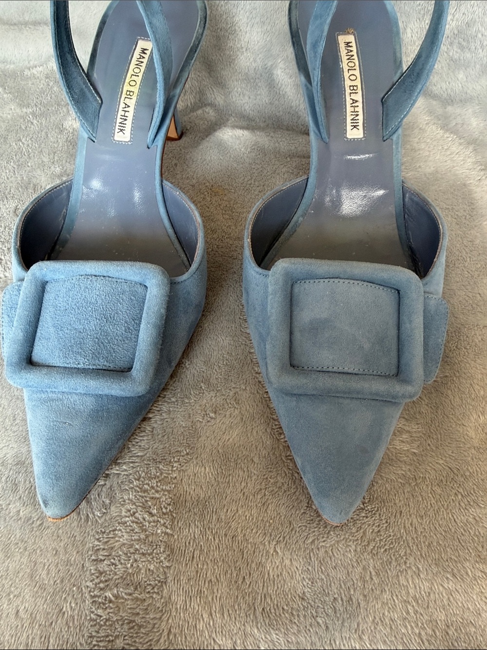 Manolo Blahnik Maysli Powder Blue Suede Pointed Slingback Pumps with Buckle - Picture 2 of 6